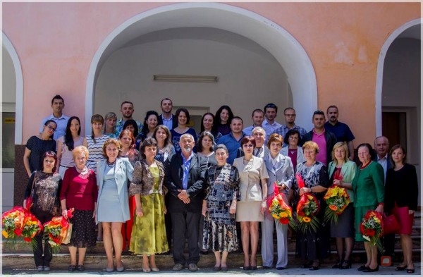 Generatia 2004 Liceul Nicolaus Olahus