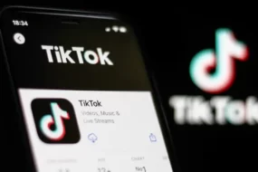 TikTok are acces la toate informațiile tale personale de pe telefon, de pe alte dispozitive inclusiv unde ești și ce faci