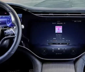 Apple și Mercedes-Benz anunță integrarea Apple Music cu Spatial Audio și Dolby Atmos în mașinile cu sistem multimedia MBUX