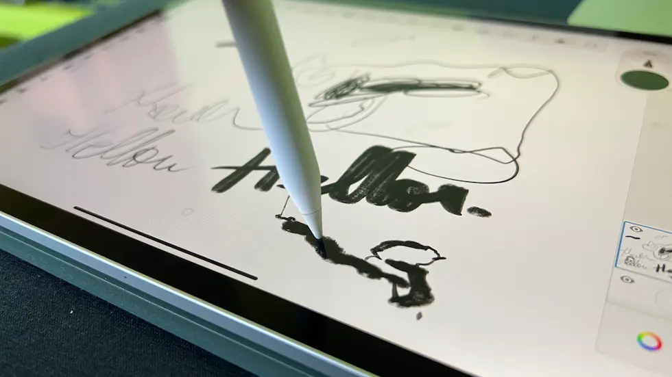 Apple Pencil 3 va avea senzori optici pentru a putea prelua culoarea sau textura unei suprafețe
