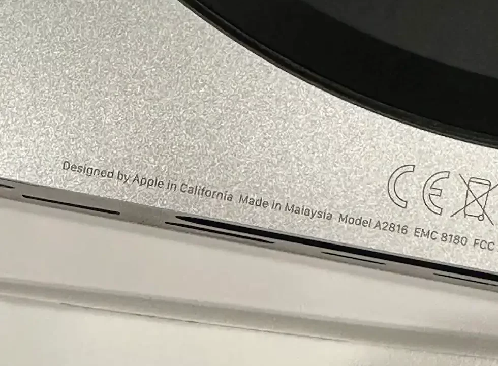 Mac mini M2 Pro model A2816 fabricat in Malaezia