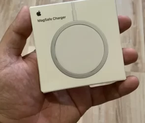 MagSafe Charger - front