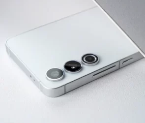 Samsung Galaxy S24 și S24 Plus vor avea un design asemănător cu iPhone