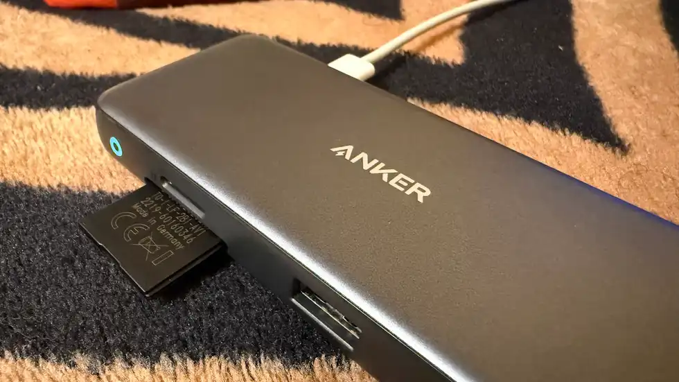 Anker USB Hub Skoda SD Card